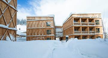 Tirol Lodge