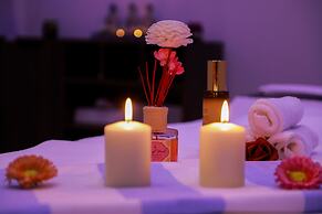 Loumage Suites & Spa