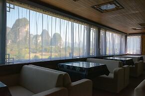 Yangshuo Li River Gallery Lodge