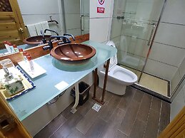 Yangshuo Li River Gallery Lodge