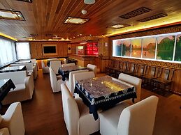 Yangshuo Li River Gallery Lodge