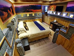 Yangshuo Li River Gallery Lodge