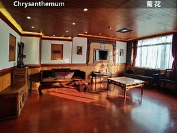 Yangshuo Li River Lodge