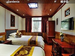 Yangshuo Li River Lodge