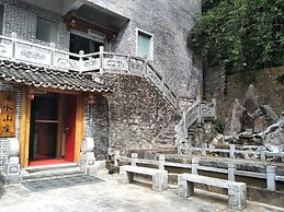 Yangshuo Li River Lodge