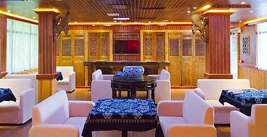 Yangshuo Li River Lodge