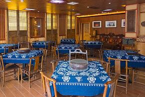 Yangshuo Li River Lodge