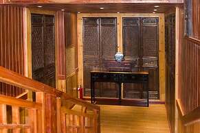 Yangshuo Li River Lodge