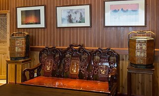 Yangshuo Li River Lodge