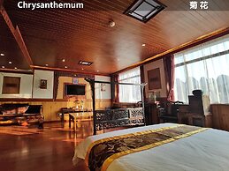 Yangshuo Li River Lodge