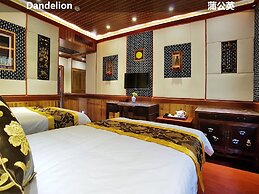 Yangshuo Li River Lodge