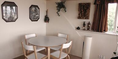 Three Sisters Studio Apartments