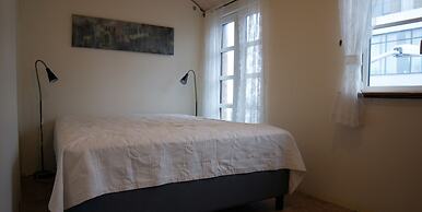 Three Sisters Studio Apartments