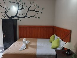 Casa Almeida Guest House