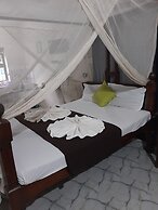 Casa Almeida Guest House