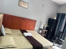 Casa Almeida Guest House