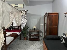 Casa Almeida Guest House