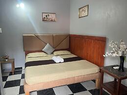 Casa Almeida Guest House