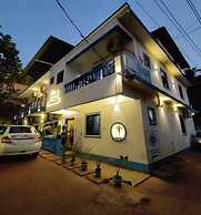 Casa Almeida Guest House