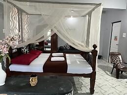 Casa Almeida Guest House