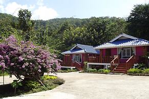 Phuchomjan Resort