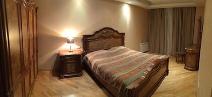 Bachos Apartment