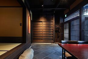 Kyoto Urushiro Wakasaya