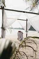 Koh Kood Neverland Beach Resort