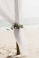 Koh Kood Neverland Beach Resort