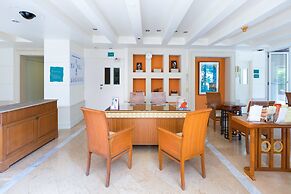 Baan Sansaran Beachfront Condominium