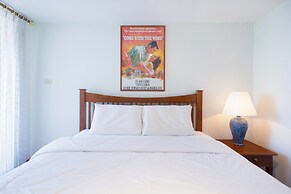 Baan Sansaran Beachfront Condominium