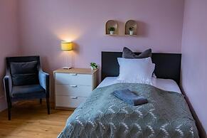 Embassy Apartments Downtown