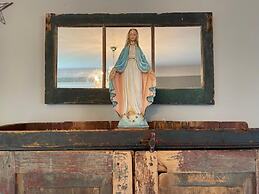 Embassy Apartments Downtown