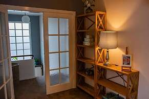 Embassy Apartments Downtown