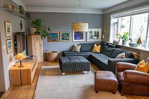 Embassy Apartments Downtown