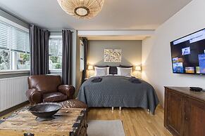 Embassy Apartments Downtown