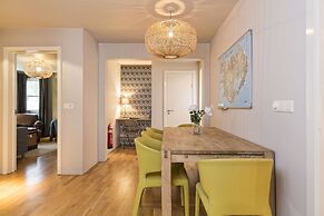 Embassy Apartments Downtown