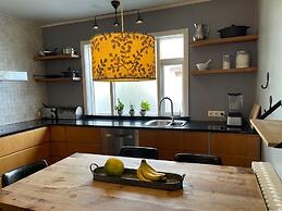 Embassy Apartments Downtown