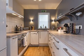 Embassy Apartments Downtown