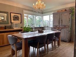 Embassy Apartments Downtown