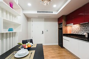 Dusit Grand Park by GrandisVillas