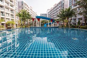 Dusit Grand Park by GrandisVillas