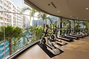 Dusit Grand Park by GrandisVillas