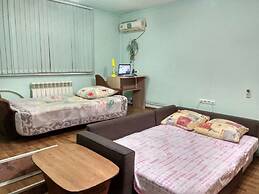 Guest House on Griboedovsky 27a - hostel