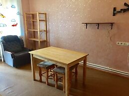 Guest House on Griboedovsky 27a - hostel