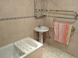 Guest House on Griboedovsky 27a - hostel