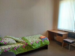 Guest House on Griboedovsky 27a - hostel