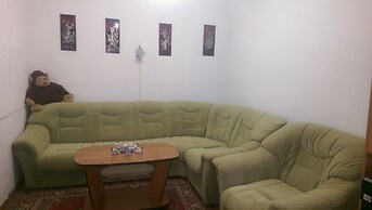 Guest House on Griboedovsky 27a - hostel