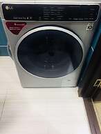 Guest House on Griboedovsky 27a - hostel