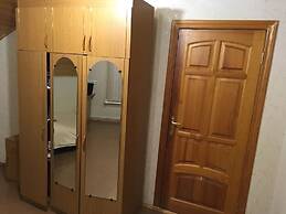 Guest House on Griboedovsky 27a - hostel